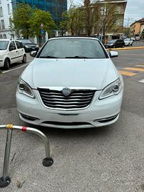 Lancia flavia 2.4 cabrio