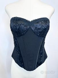 Corpetto strutturato in cady nero e perline