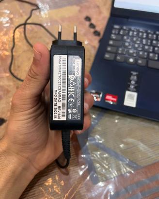 💻 PC Portatile AMD Ryzen 3 – 8GB RAM – Windows 11