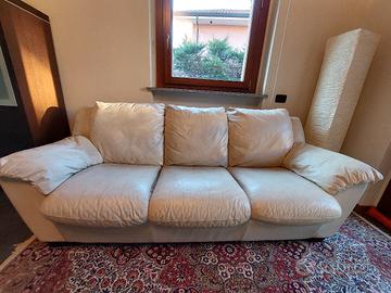 Divani pelle 3 e 2 sedute 