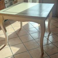 Tavolo da cucina /living