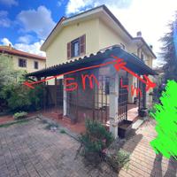 Tettoia completa in castagno 5x4x profondità 3 m