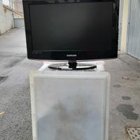 TV LCD SAMSUNG 19"