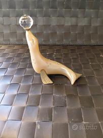 Soprammobile Foca con Palla Cristallo
