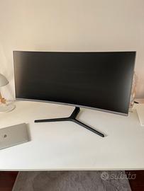 Monitor Curvo Serie CH89 da 34" WQHD