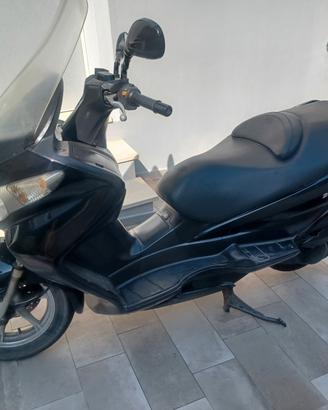 scooter burgman 200 Suzuki 