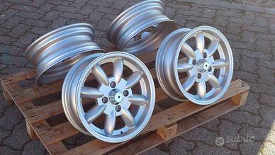 set 4 cerchi Minilite 5.5x14 ET15 4x114 Triumph