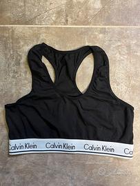 Top Calvin Klein