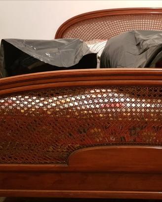 Letto matrimoniale in legno