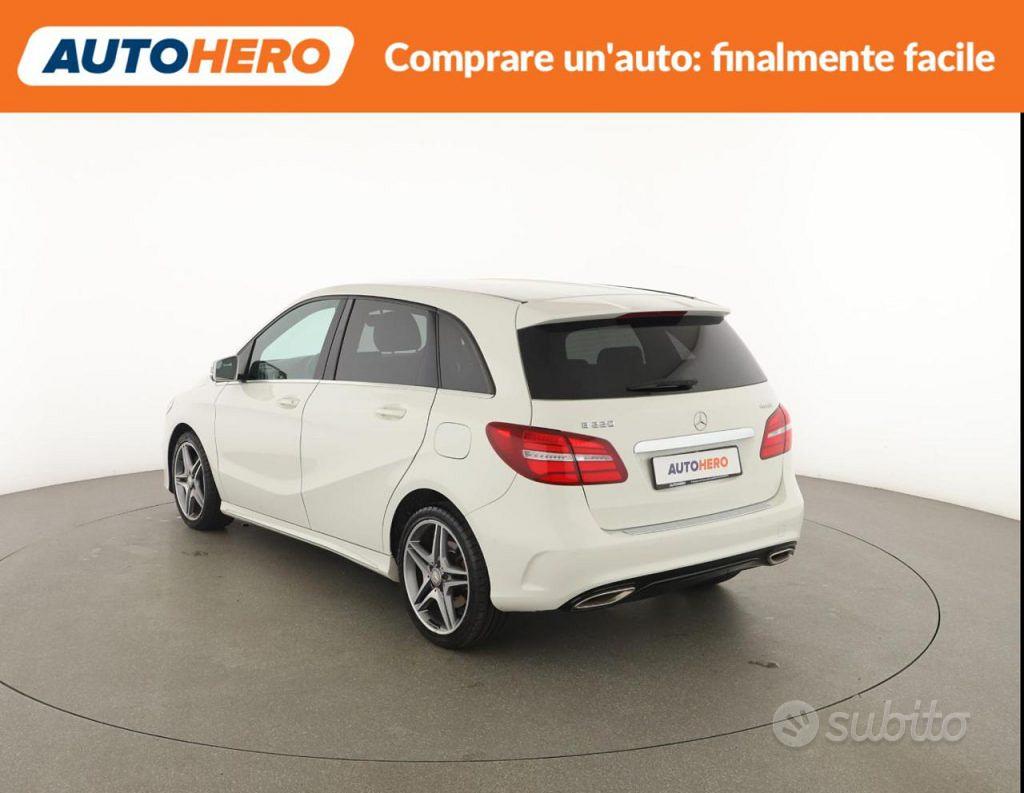 Mercedes-Benz B 220 2015 photo 4