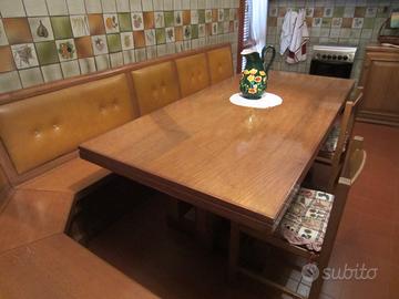 Cucina rustica fatta a mano