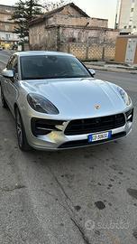 Porsche macan gts