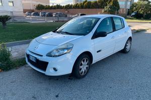 Clio 1.2 benzina 2010