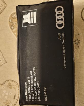 2 gilet segnaletici Audi