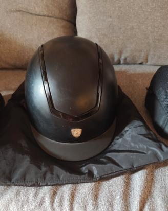 Cap Tattini