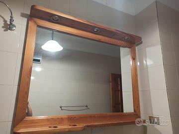 specchio in legno