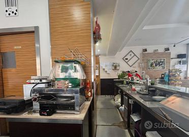 Si vende bar avviato
