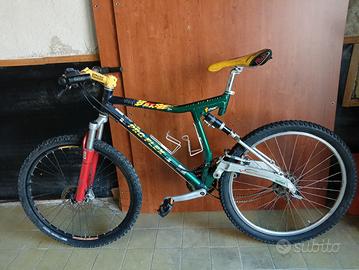 MOUNTAIN BIKE VINTAGE PROFLEX