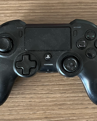 Controller Nacon PS4 per ricambi