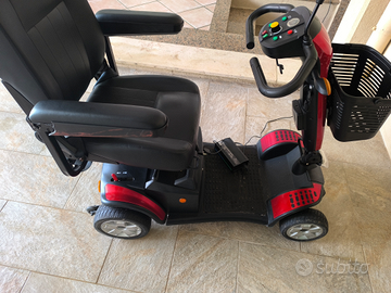 Scooter elettrico per anziani