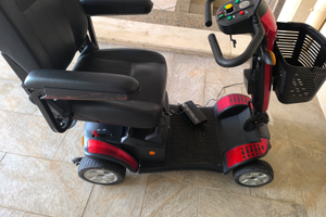 Scooter elettrico per anziani
