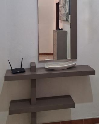 Ingresso moderno con specchio