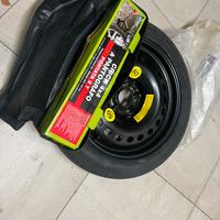 Ruotino 5 Fori 125/80 R17 con Attrezzi