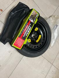 Ruotino 5 Fori 125/80 R17 con Attrezzi