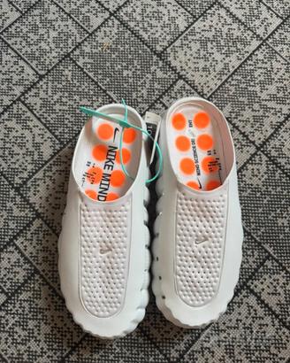 Nike Mind 001