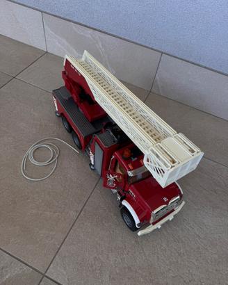 Camion dei Vigili del Fuoco MACK Granite Bruder