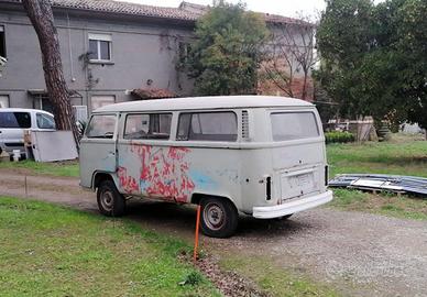 Vw T2 anno 1977 pulmino 9 posti con Documenti