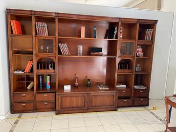 Parete attrezzata in massello