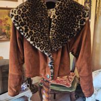 giubboto scamosciato co ampio collo maculato