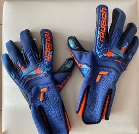 Guanti da portiere Reusch Attrakt Fusion Strapless