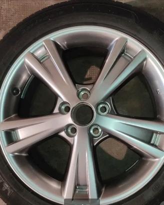 Cerchio in lega 18 pollici Toyota Lexus