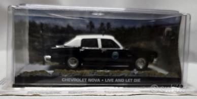 007 James Bond Chevrolet Nova Polizia