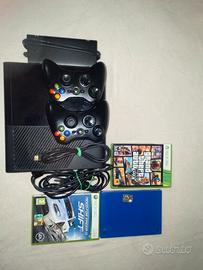 Xbox 360 500GB + 2 controller + GTA V