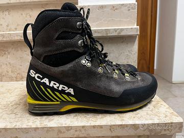 Scarponi marca Scarpa mod. Manta Tech GTX 42