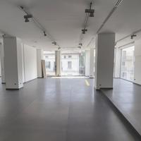 NEGOZIO A CALOLZIOCORTE