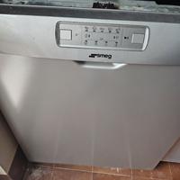 lavastoviglie Smeg 