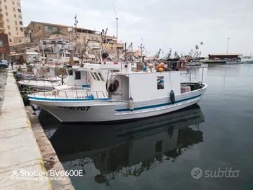 Barca da pesca con licenza