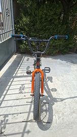 bici BMX freestyle  Montana