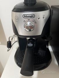 Macchina caffè cialde DeLonghi
