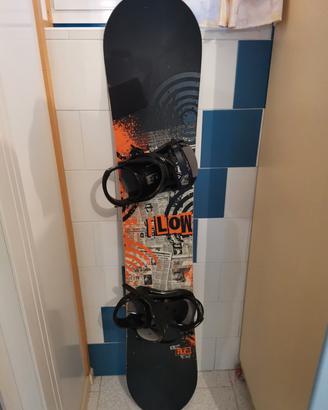 Snowboard e scarponi 42