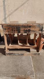 Banco scuola doppio in legno antico
