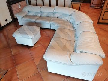 Divano Angolare in Pelle