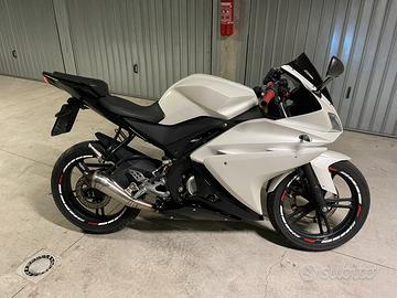 Yamaha yzf r125
