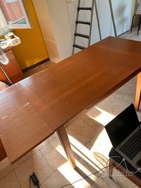 Tavolo e 4 sedie Calligaris legno ciliegio