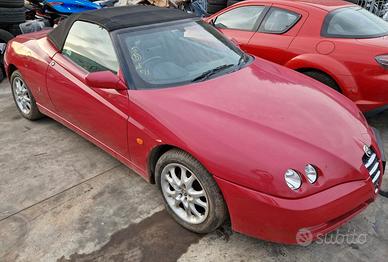 Alfa Romeo spider 916 2.0 jts per ricambi (2a)