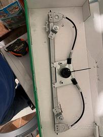 Alzavetro anteriore sinistro Fiat Grande punto